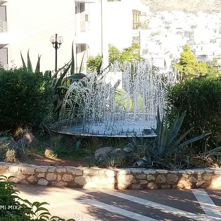 Beautiful House In Alimos Near To The Beach And Metro Athens Luaran gambar