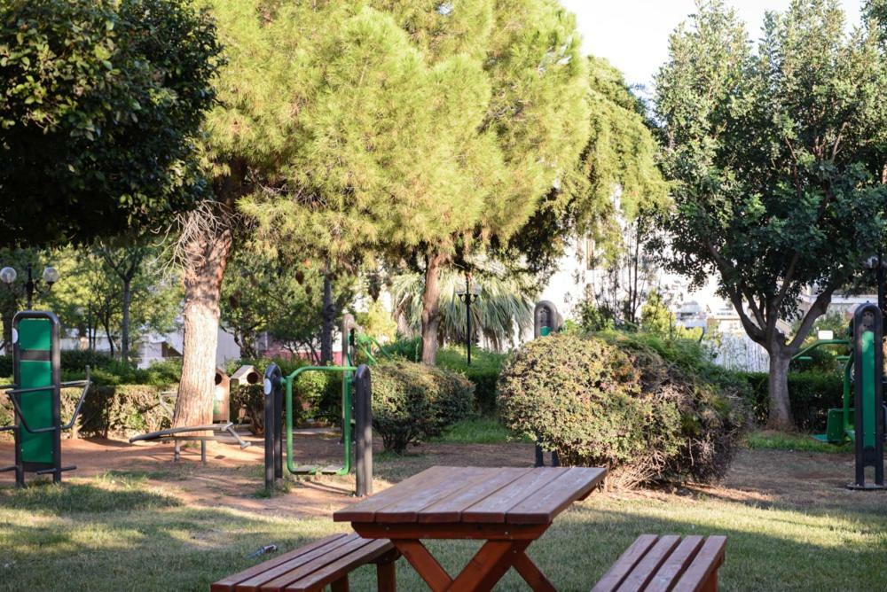 Beautiful House In Alimos Near To The Beach And Metro Athens Luaran gambar